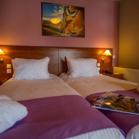 Mirabel Citycenter Hotel Argostolion Dış mekan fotoğraf