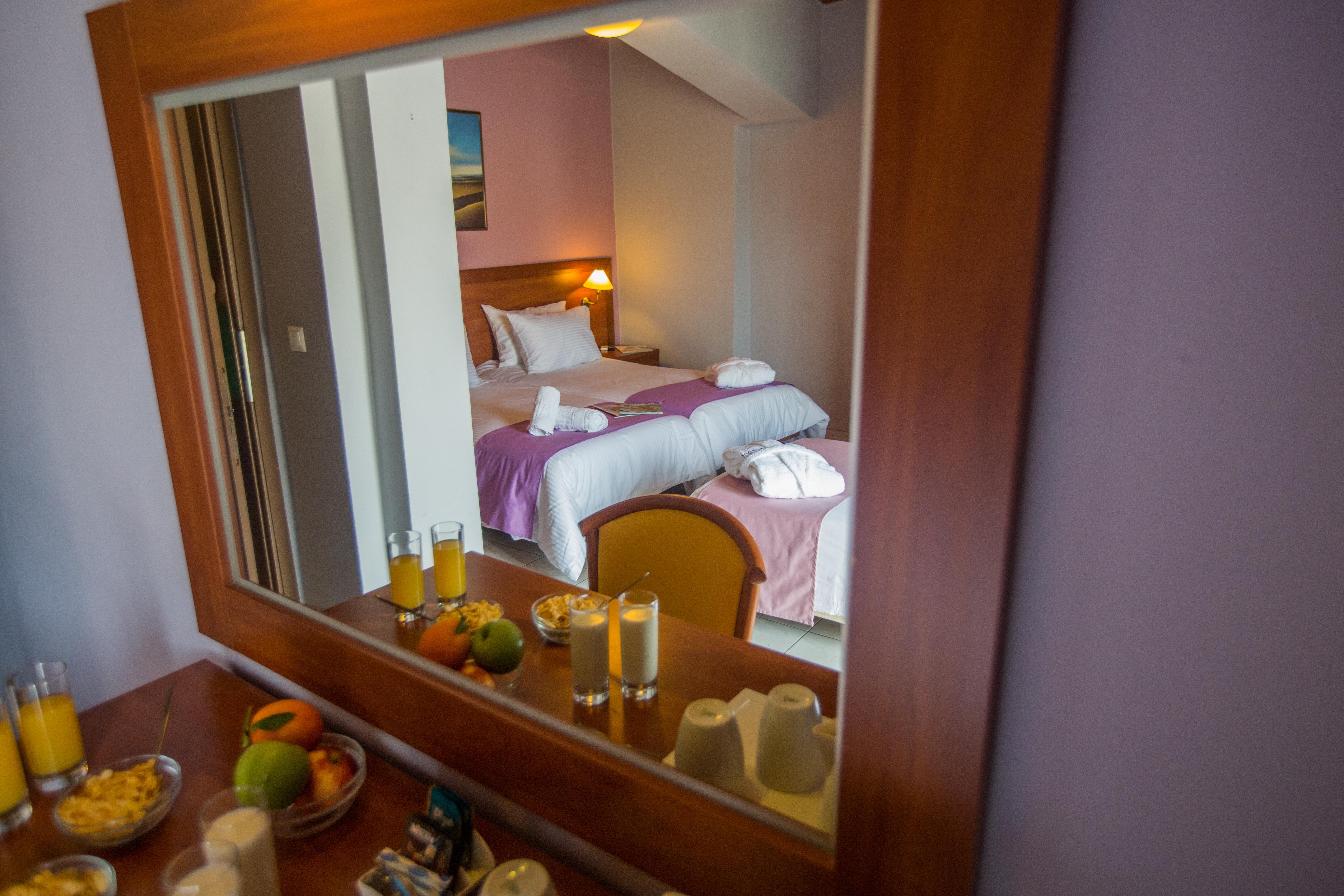 Mirabel Citycenter Hotel Argostolion Dış mekan fotoğraf