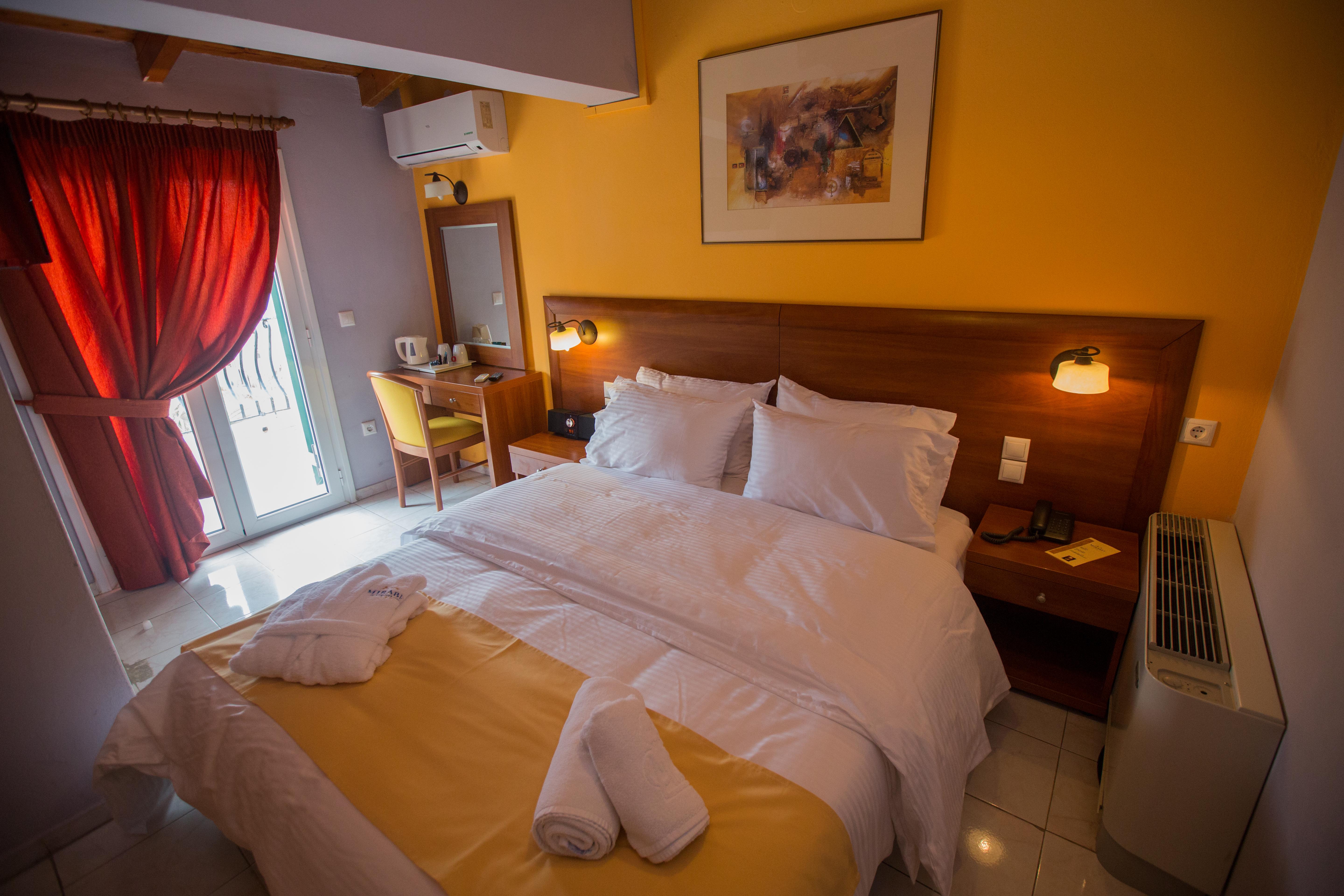 Mirabel Citycenter Hotel Argostolion Dış mekan fotoğraf
