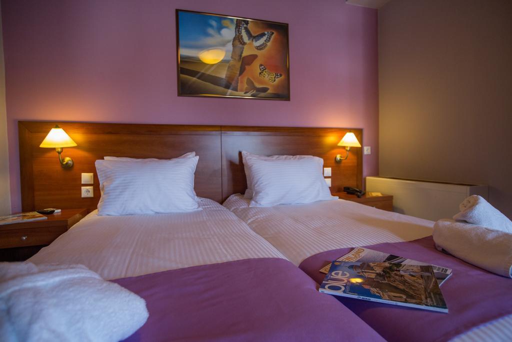 Mirabel Citycenter Hotel Argostolion Dış mekan fotoğraf